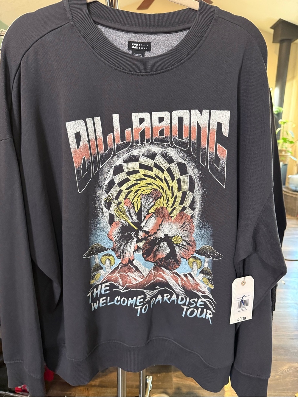 NWT Billabong Black Graphic Crewneck Sweatshirt